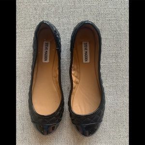 Steve Madden knitted size 8 flats